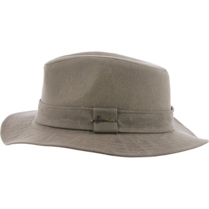 Oiled coton hat