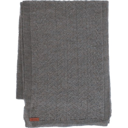 Scarf with a fine chevron knit. Dimension 180x35cm