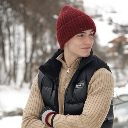 Plain ribbed adult beanie with cuff