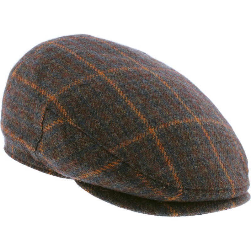 Flat cap in houndstooth fabric