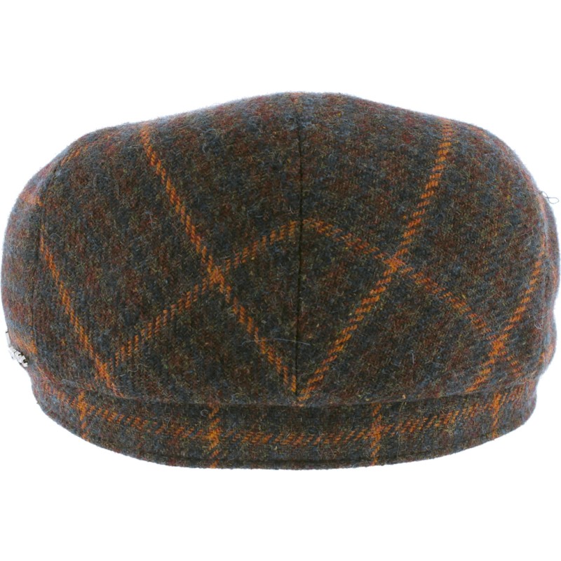 Flat cap in houndstooth fabric