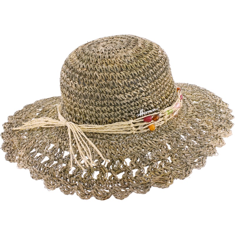 Natural straw capeline with pearls decoration