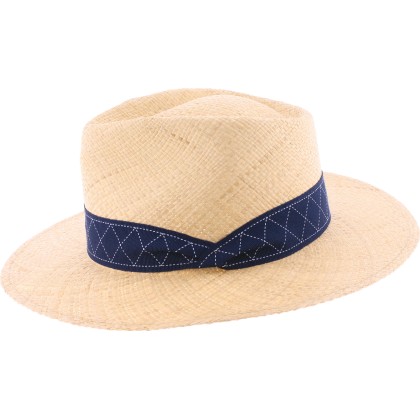 Large plain brim hat with pinched ribbon.