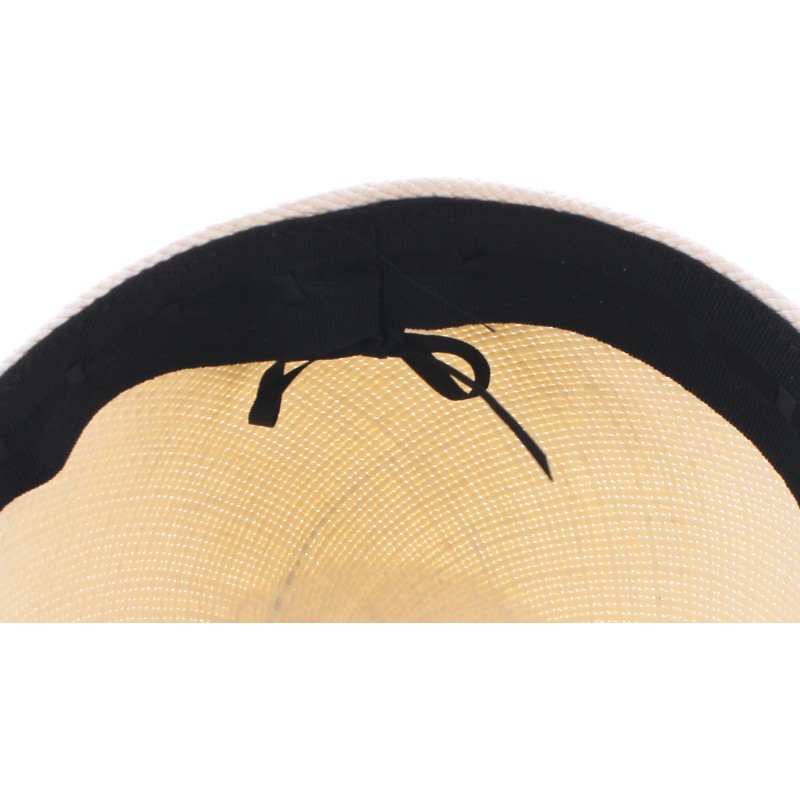 Women's Panama straw cap, with interior drawstring.