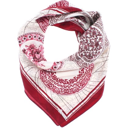 foulard carré imprimé aspect soie