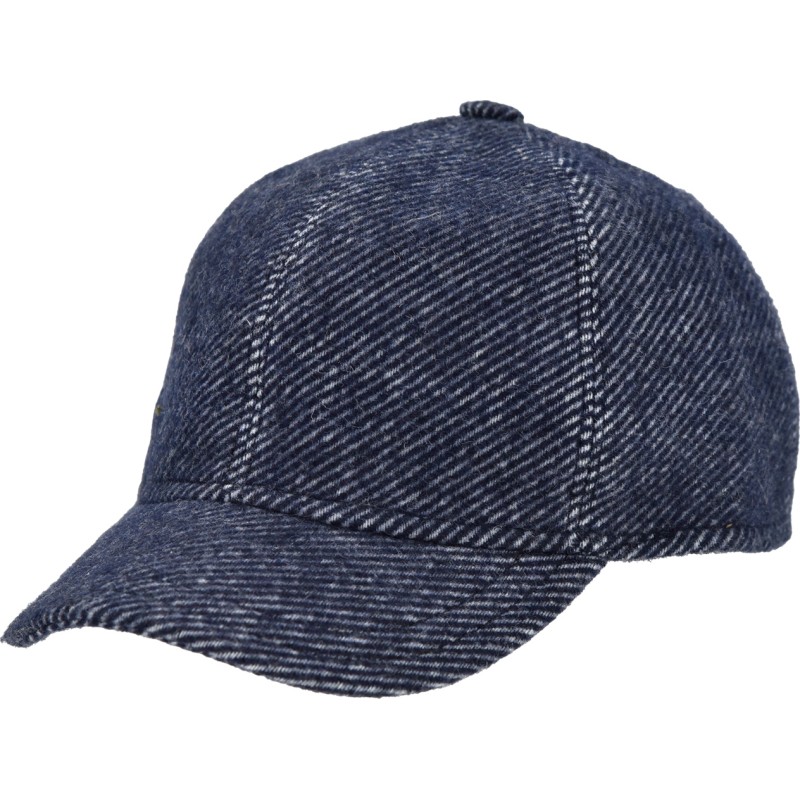 Baseball cap in plain wool canvas with earmuffs.