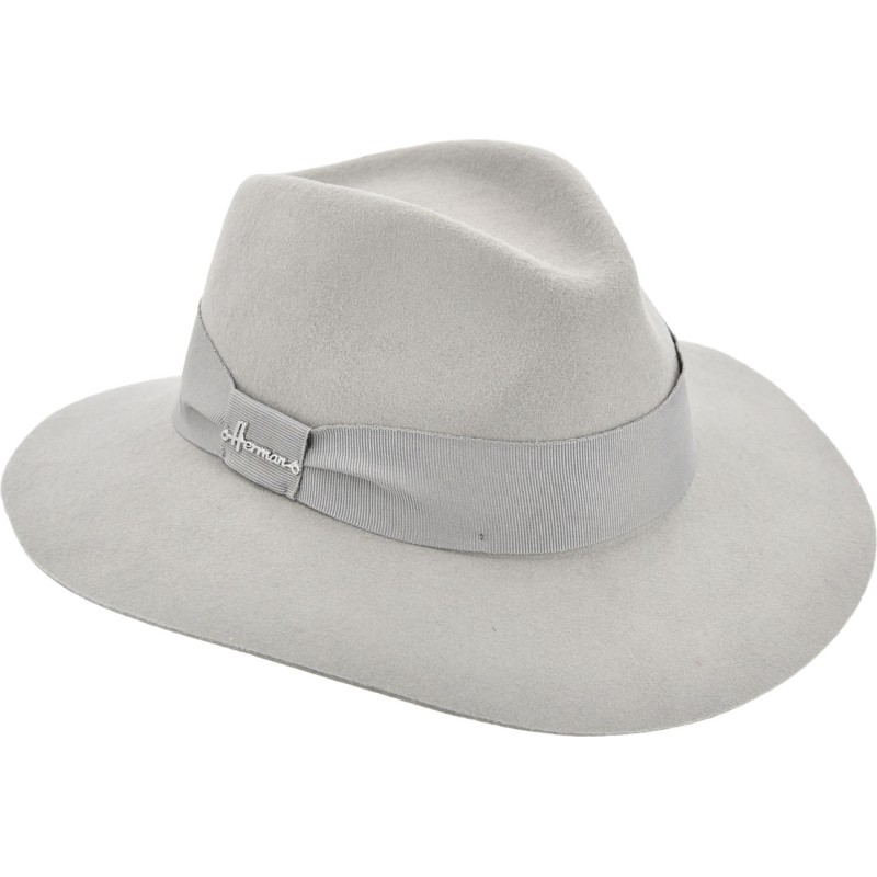 Chapeau de feutre de laine grand bord coupé non cousu