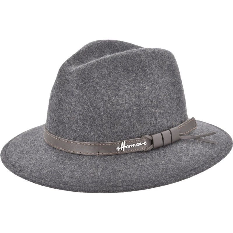 Chapeau à grand bord baissé en feutre de laine uni avec une ceinture e