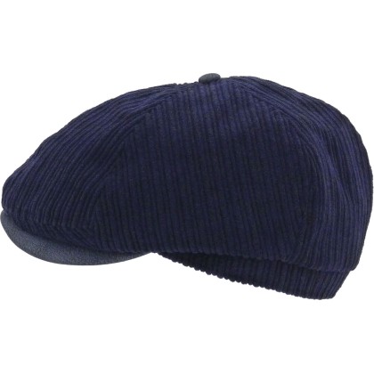 Two-tone flat cap with 6 velvet panels.