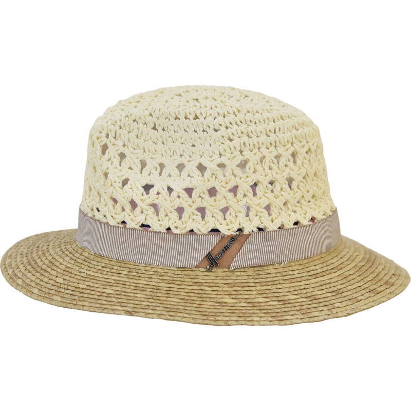 Chapeau grand bord avec la tête en paille papier crochet et son bord e