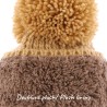 Plain adult hat knitted with 80% recycled plastic thread, with thread