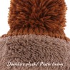 Plain hat knitted with 80% recycled plastic thread, with thread pompom